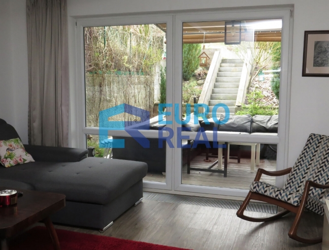 Řadový rodinný dům 5+1, 120 m² s krásnou zahradou, pozemek 300 m²