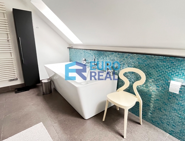 Řadový rodinný dům 5+1, 120 m² s krásnou zahradou, pozemek 300 m²