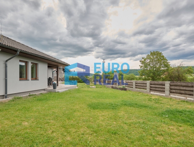 Rodinný dům 4+KK, 125 m² se založenou zahradou, pozemek 753 m²
