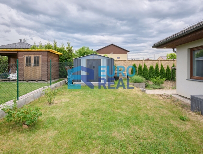Rodinný dům 4+KK, 125 m² se založenou zahradou, pozemek 753 m²