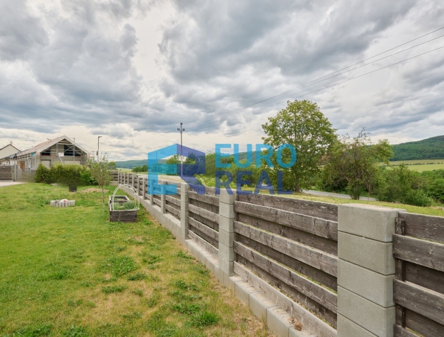 Rodinný dům 4+KK, 125 m² se založenou zahradou, pozemek 753 m²